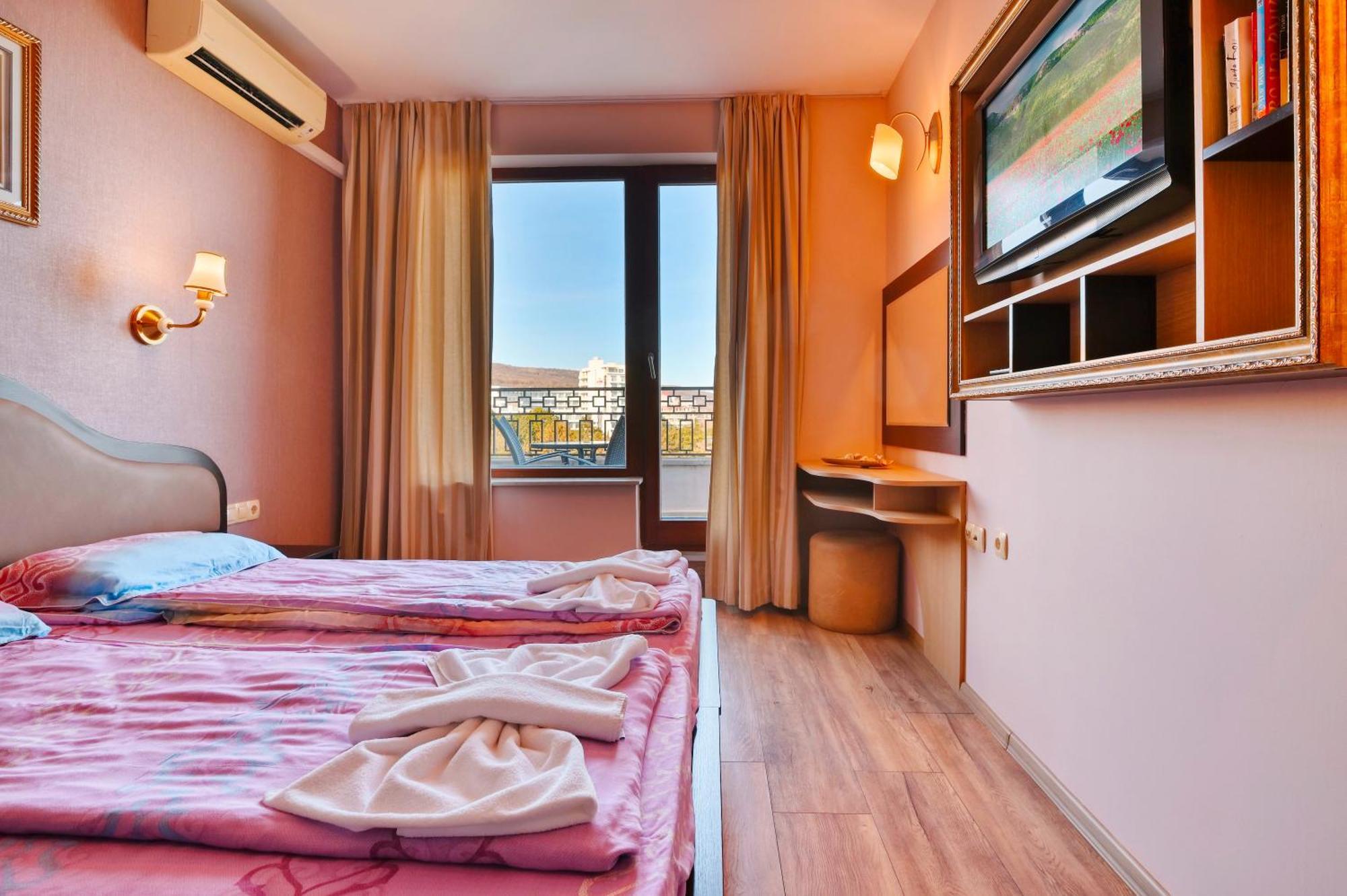 Luxury Apartment Zlatna Kotva Golden Sands Luaran gambar